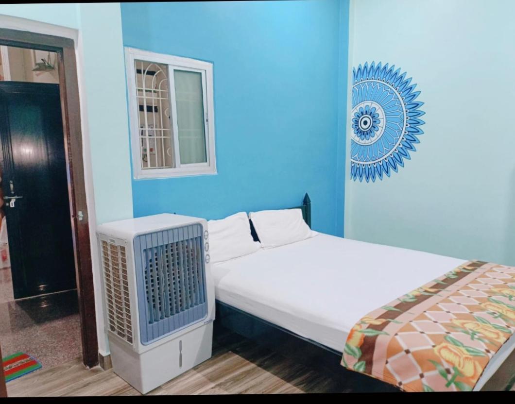 Lotus Paying Guest house *